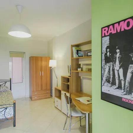 Apartamento Nesting Ramblers Skg #2 *